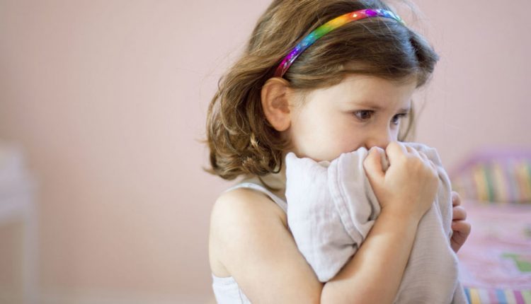 چگونه اضطراب کودکان را برطرف کنیم